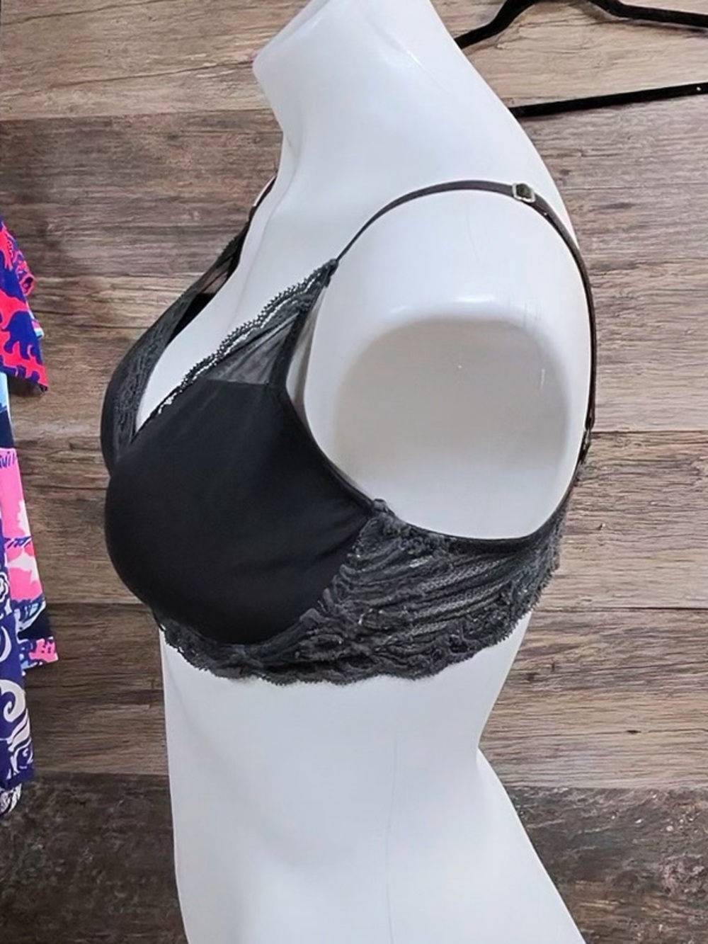 Natori Charcoal Gray Lace-Trim Underwire Bra - Picture 4 of 6